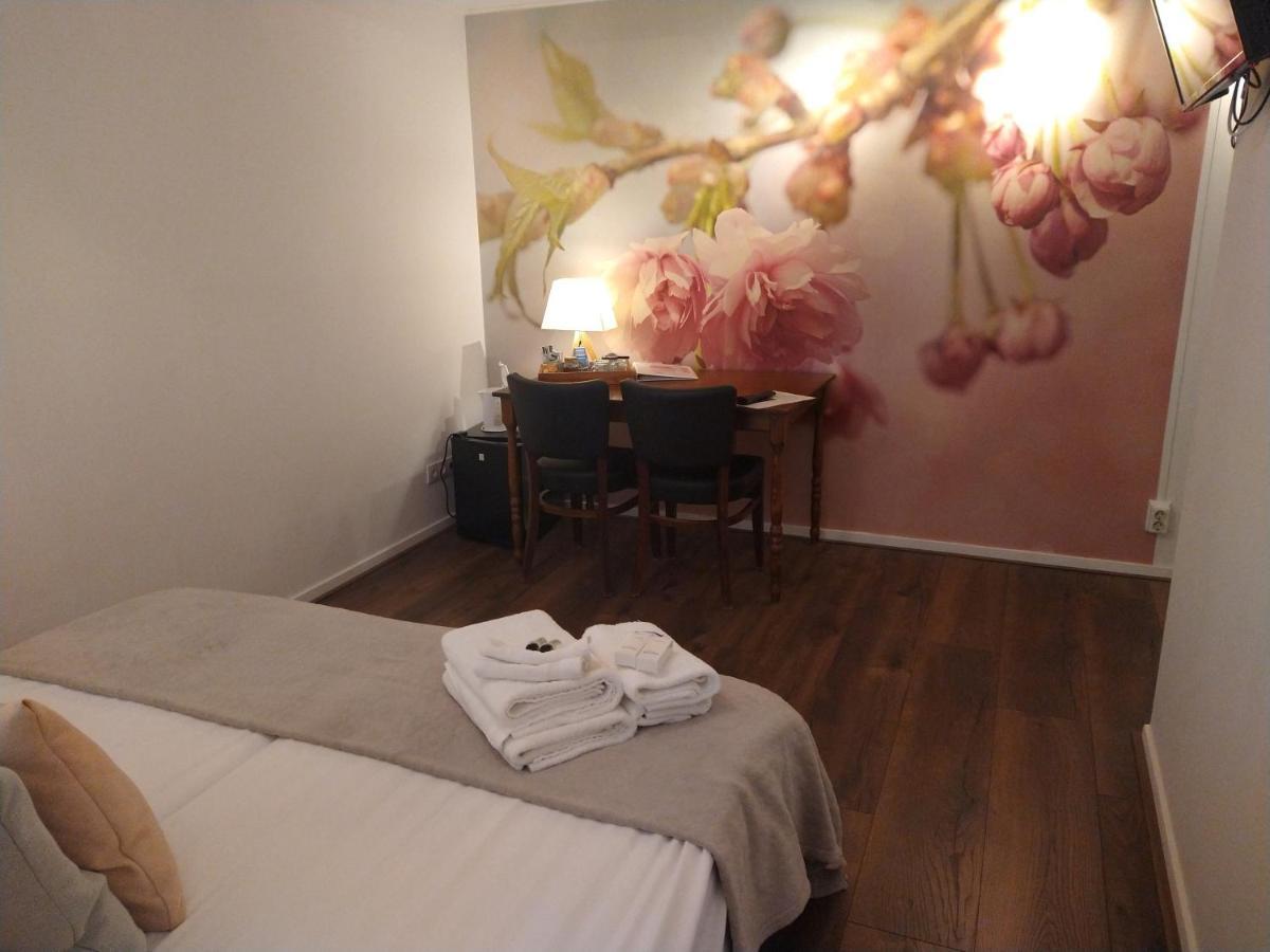 B&B-Hotel De Joremeinshoeve Kaatsheuvel Kültér fotó