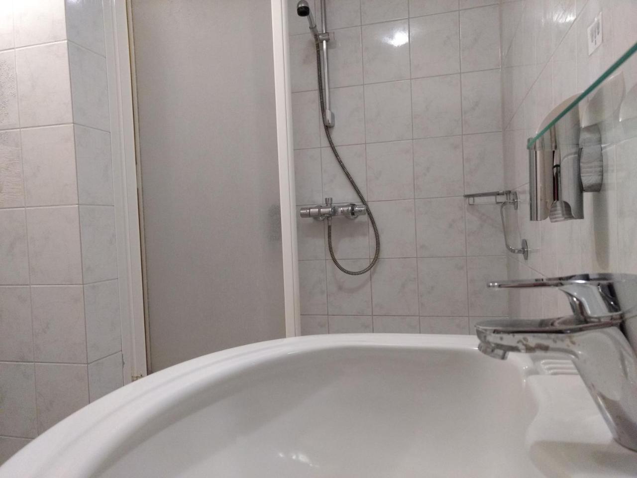 B&B-Hotel De Joremeinshoeve Kaatsheuvel Kültér fotó